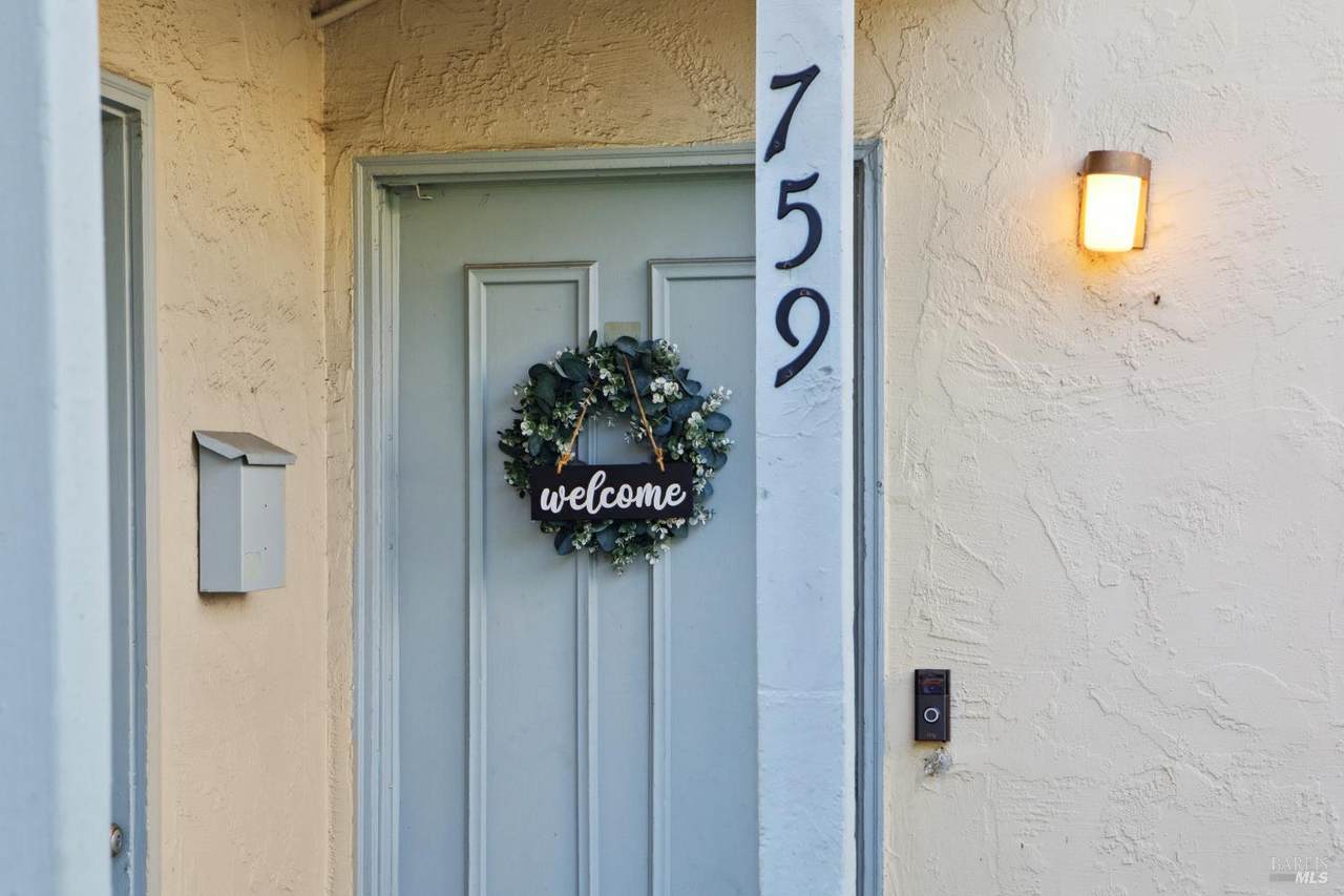 759 Simpson Place - Photo 1