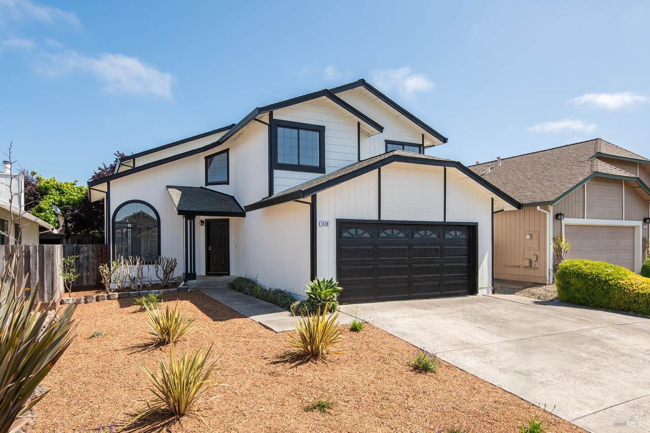 1428 Mathias Place - Photo 1