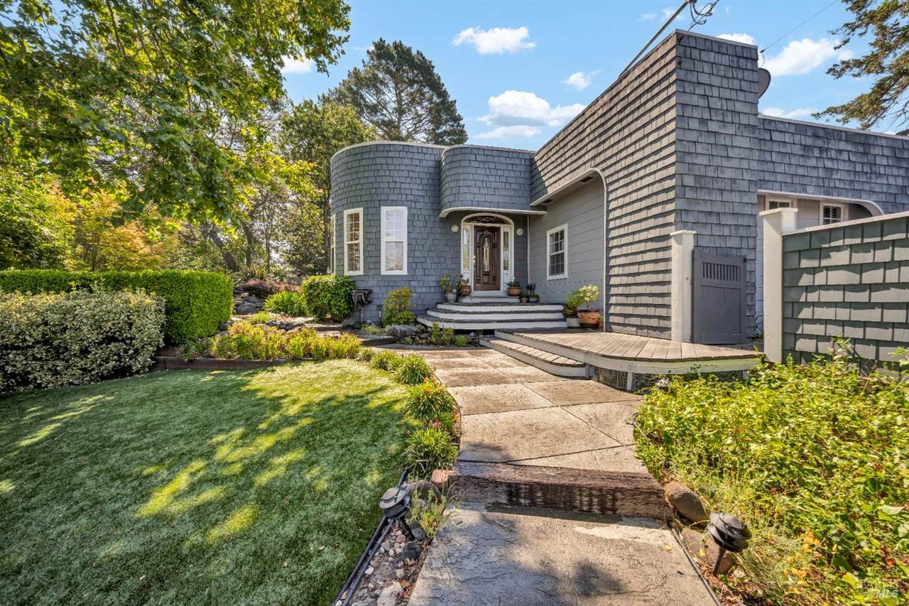 750 School Street - Photo 1