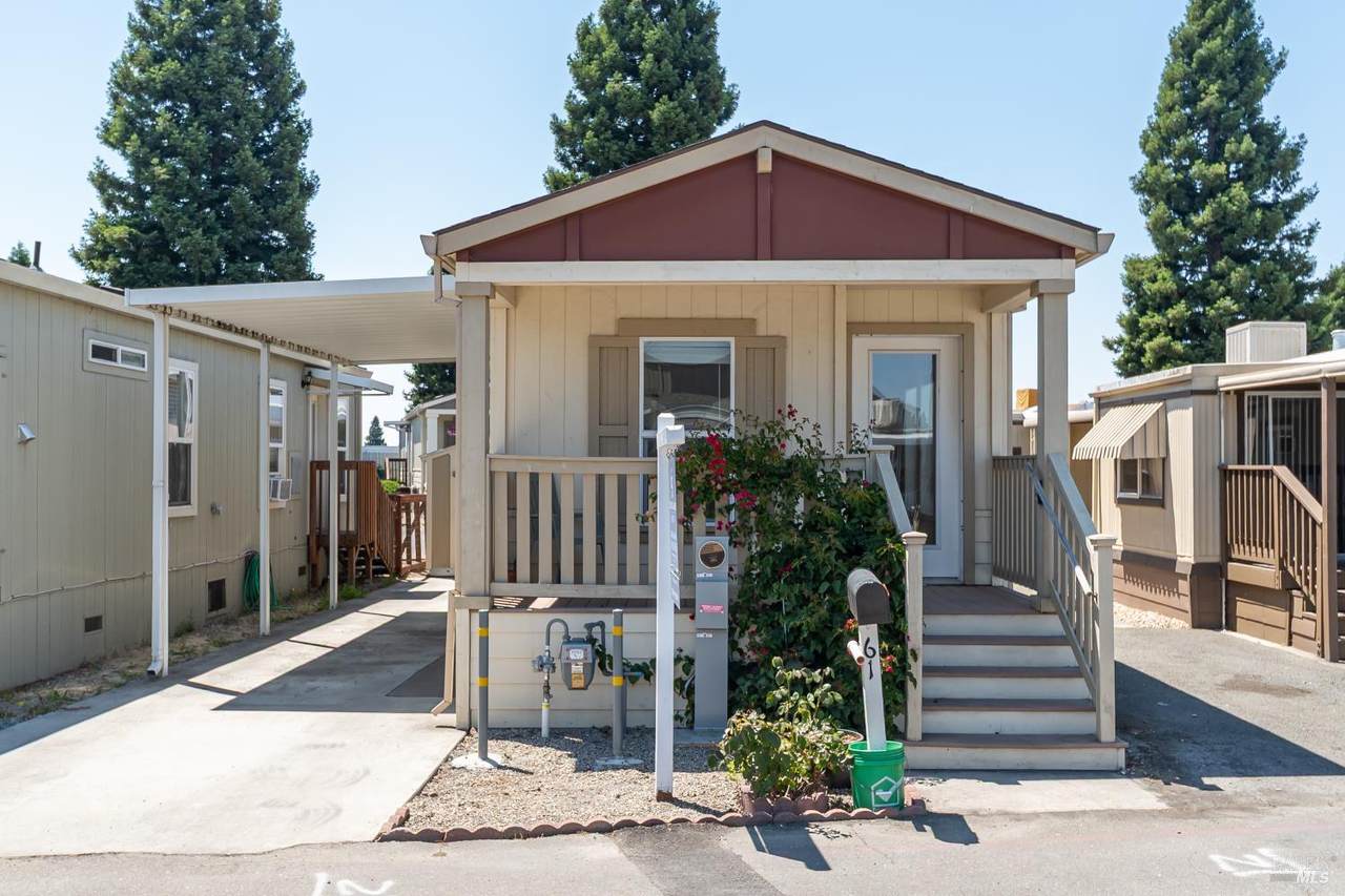 61 Romani Court - Photo 1