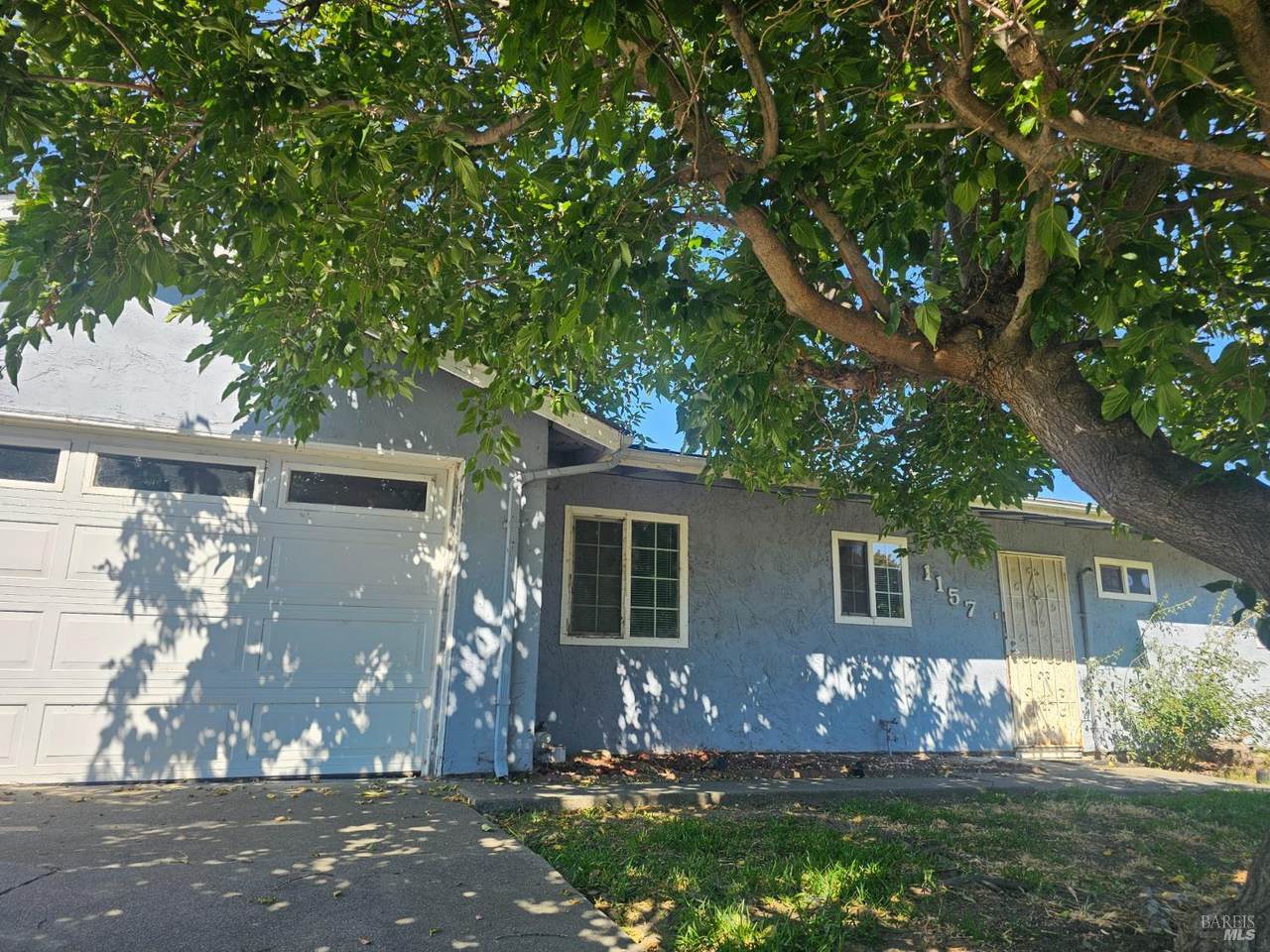 1157 School Street - Photo 1