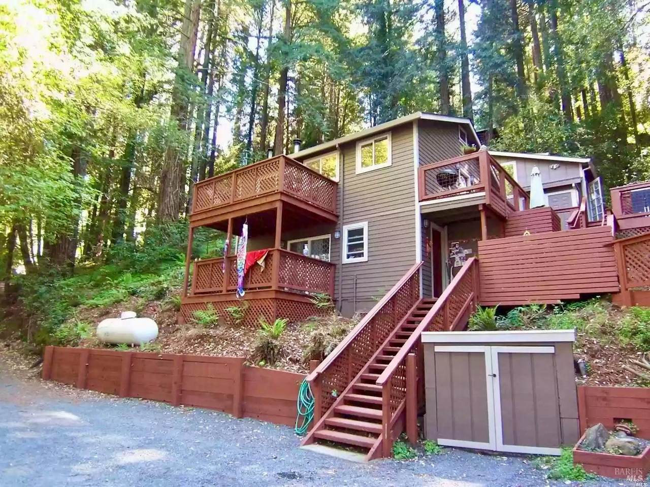 17410 Park Avenue - Photo 1