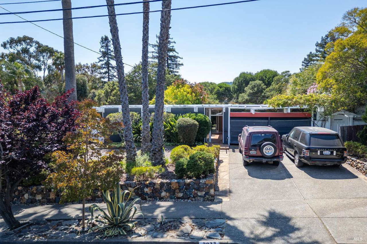 2077 Huckleberry Road - Photo 1