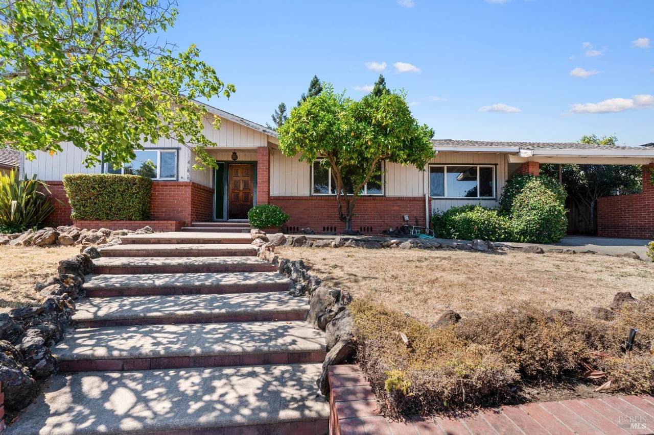 4765 Stonehedge Drive - Photo 1