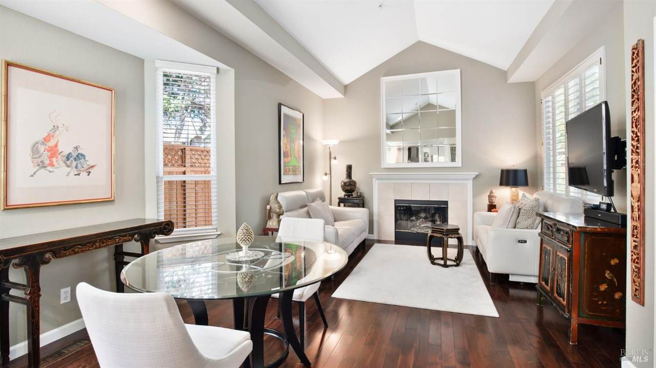 80 Baypoint Drive - Photo 1