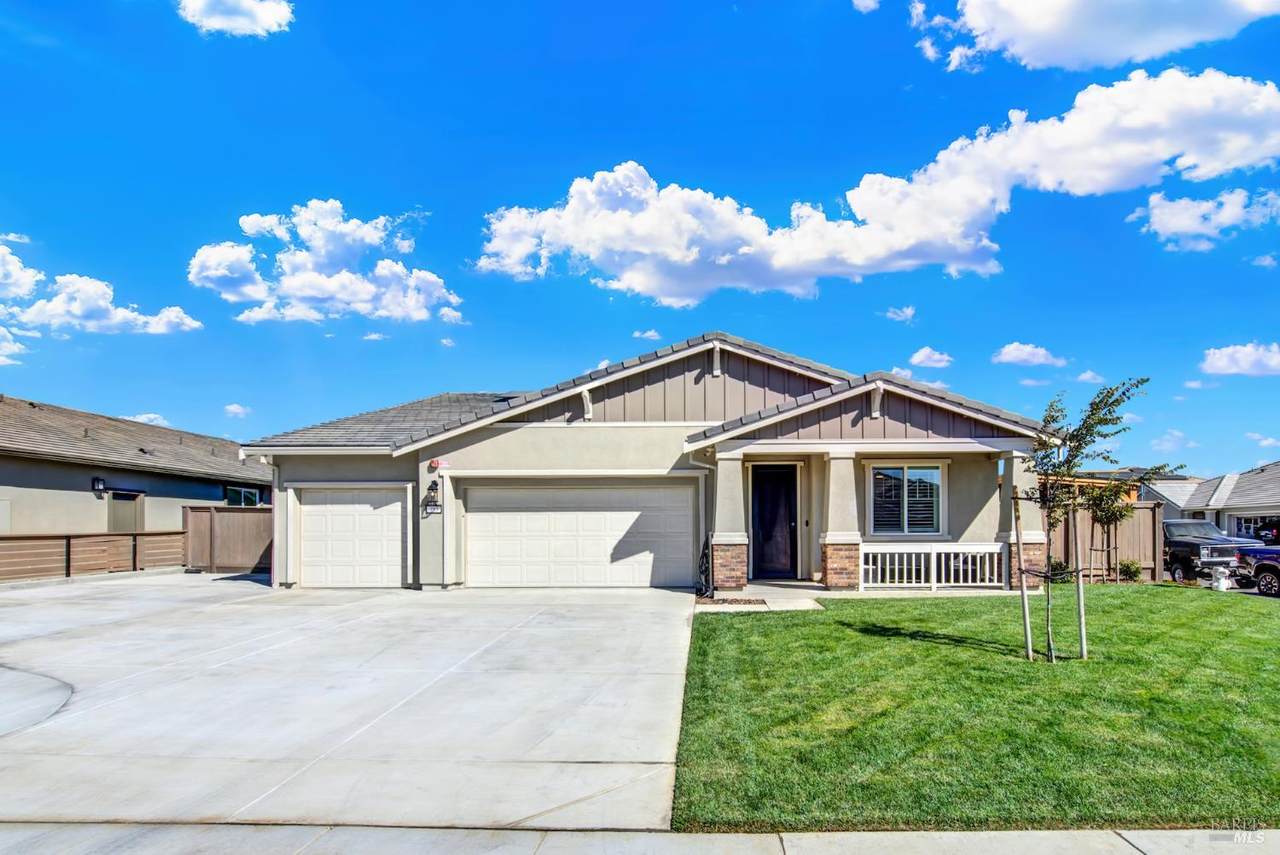 493 Baler Circle - Photo 1