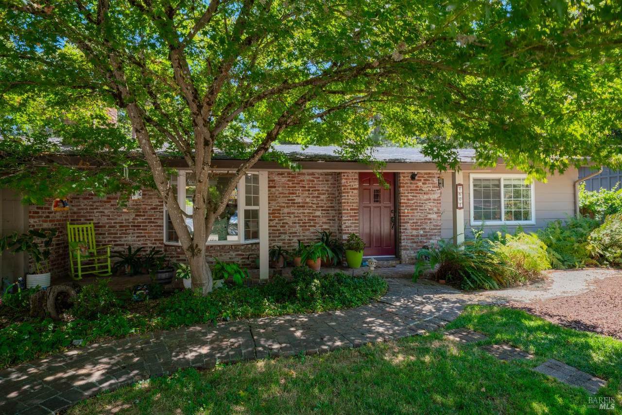 1601 Manzanita Drive - Photo 1