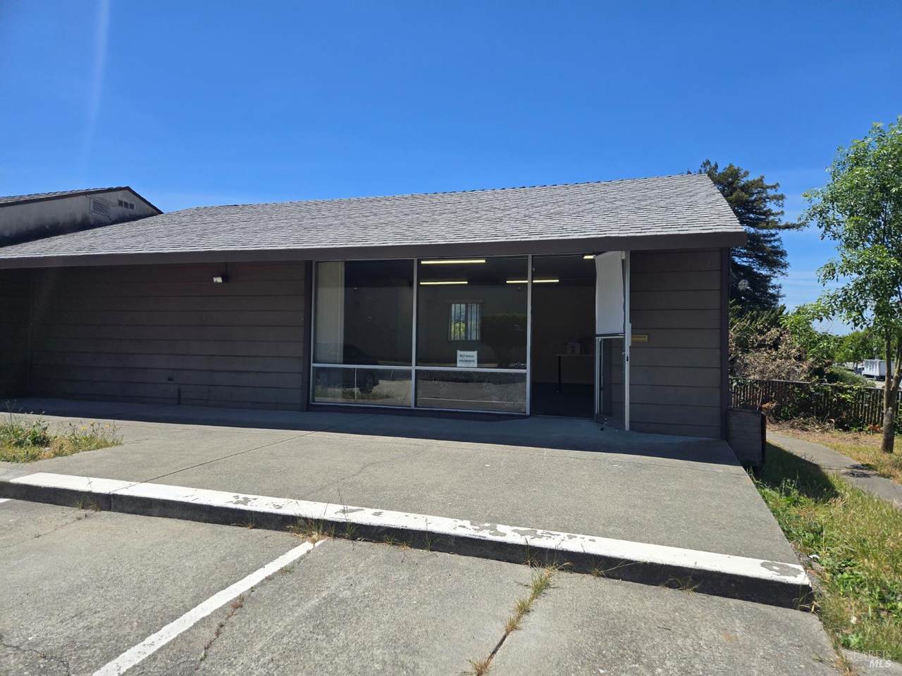 951 San Pablo Avenue - Photo 1