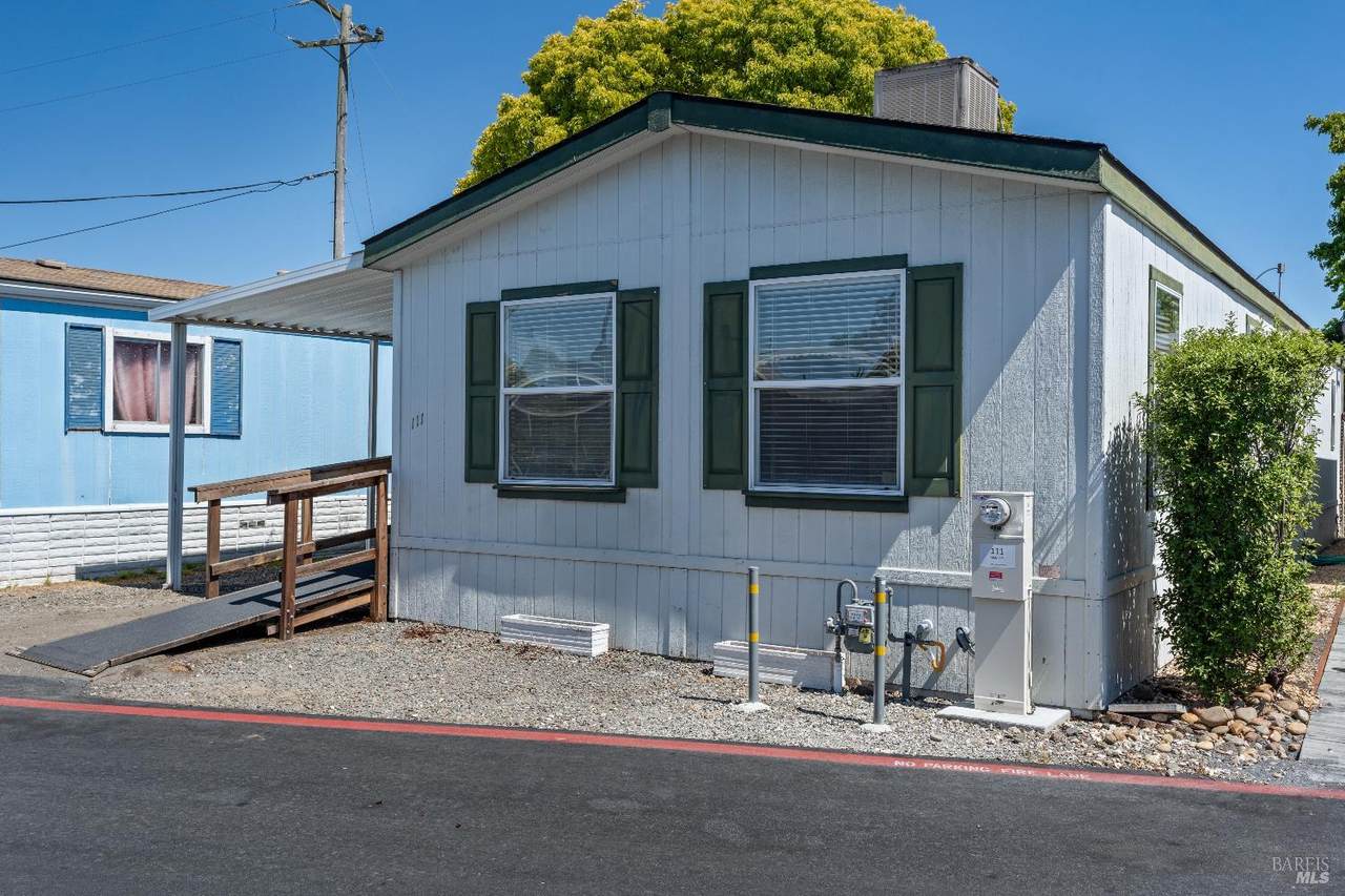 717 Mcdowell Boulevard - Photo 1