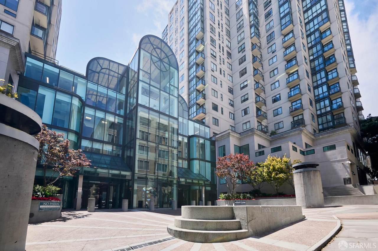 1 Daniel Burnham Court - Photo 1