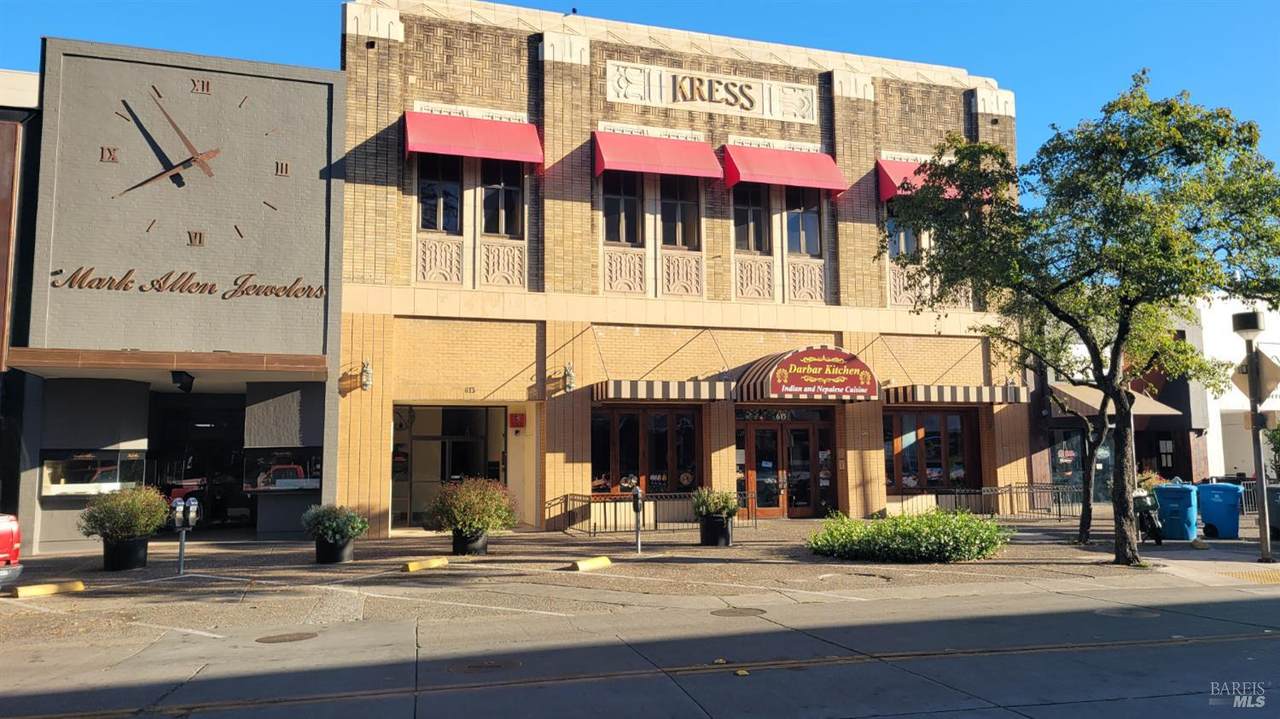 613 4th Street - Photo 1