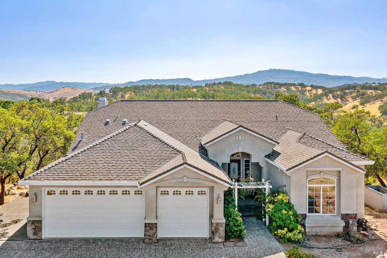 18197 Shore Drive - Photo 1