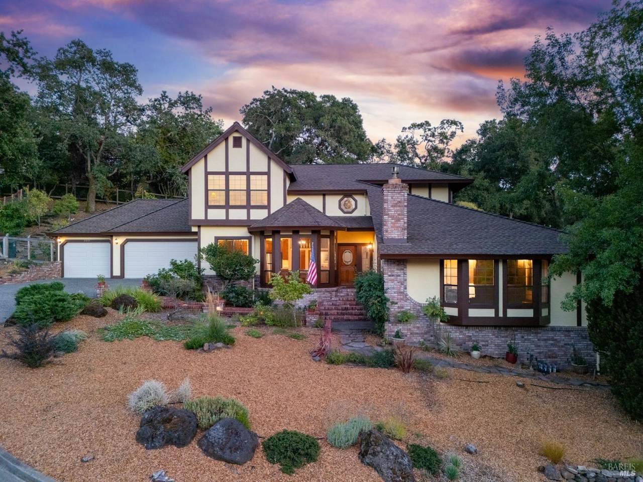 3541 Foxwood Place - Photo 1