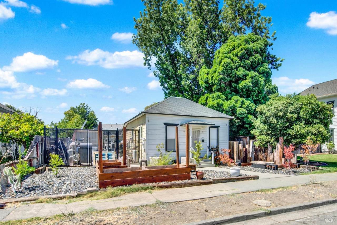 https://bt-photos.global.ssl.fastly.net/bareis/1280_boomver_1_91038102-2.jpg