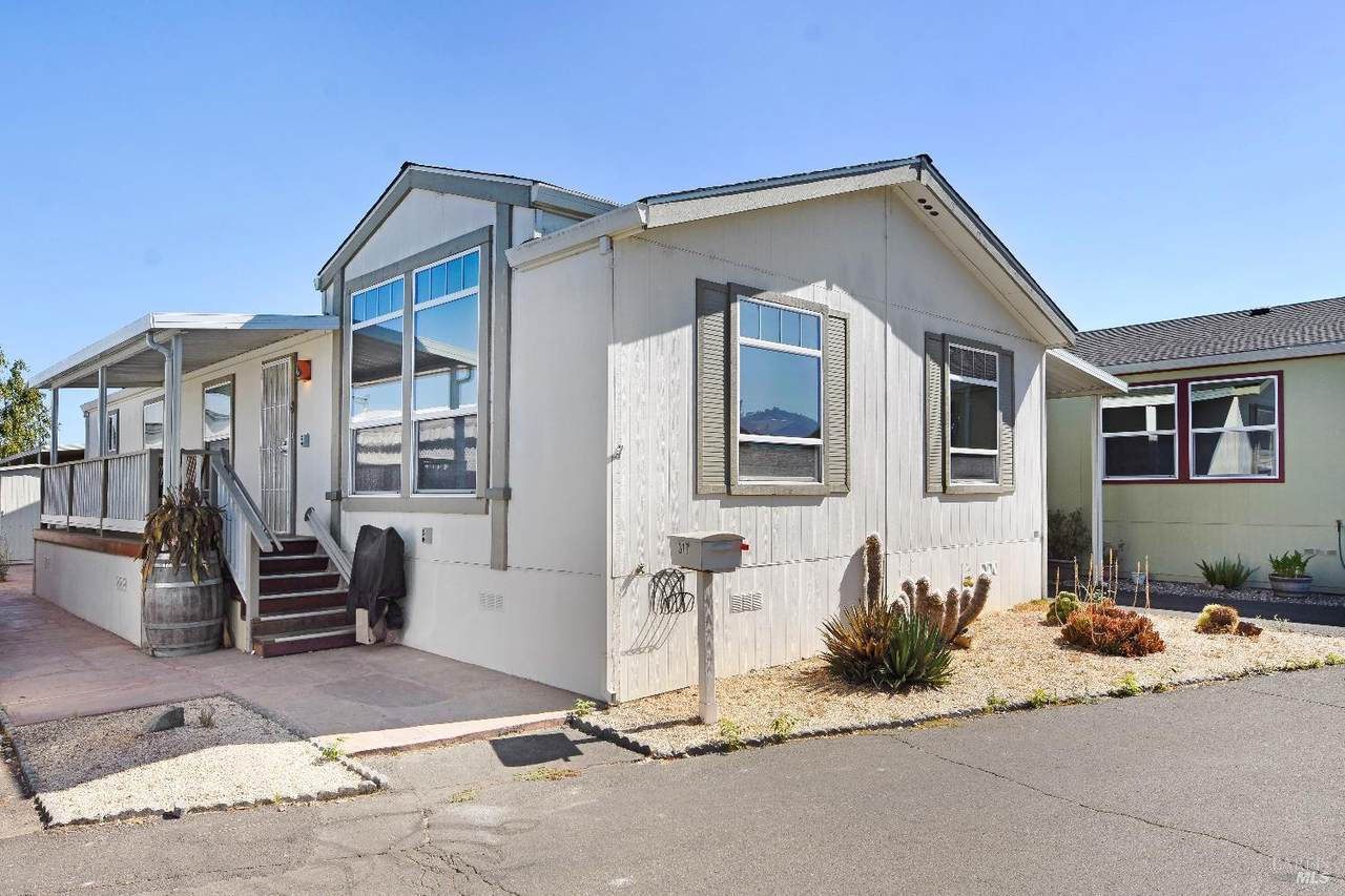 317 Tammy Way - Photo 1