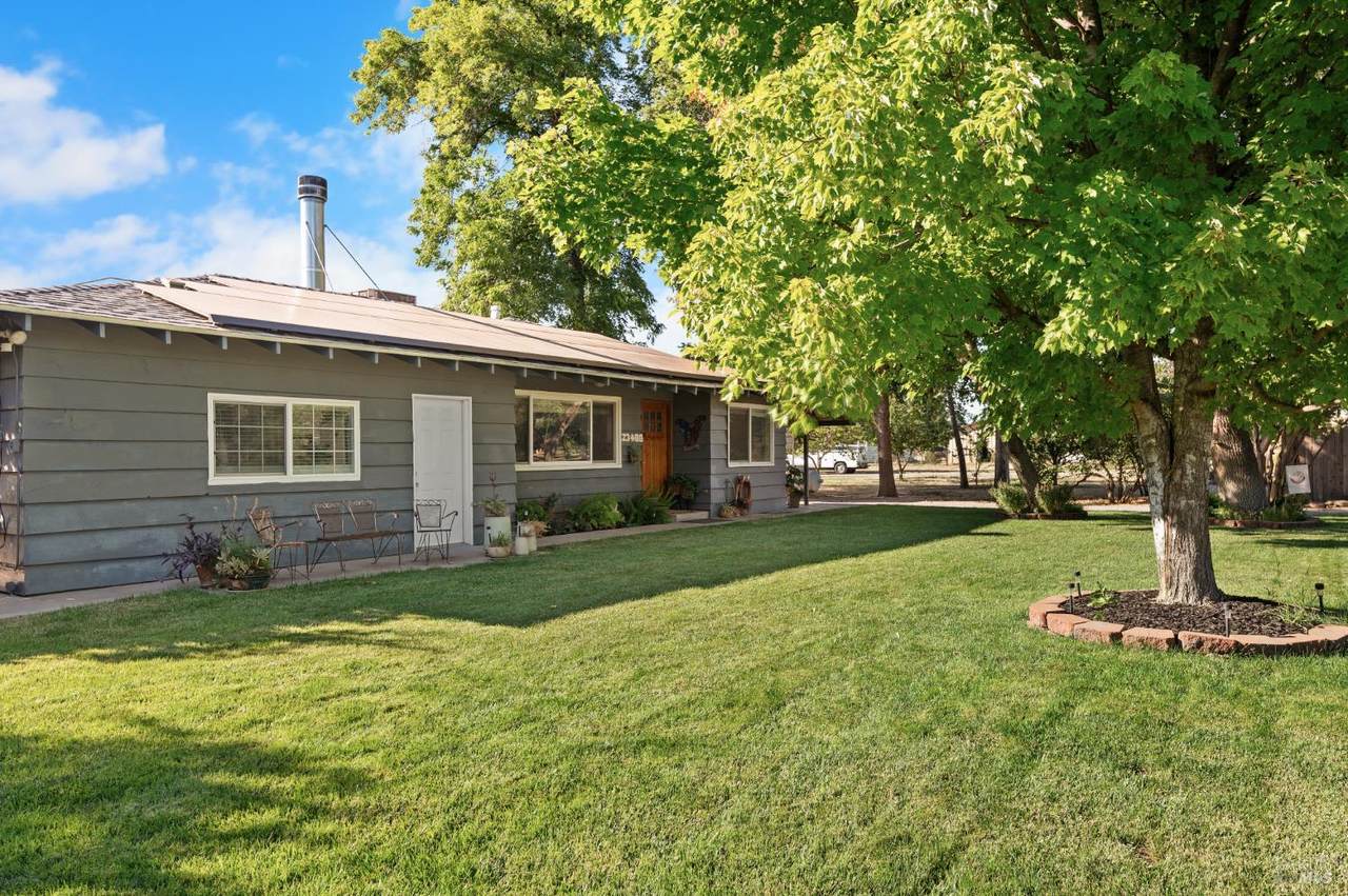 23488 Salt Creek Road - Photo 1