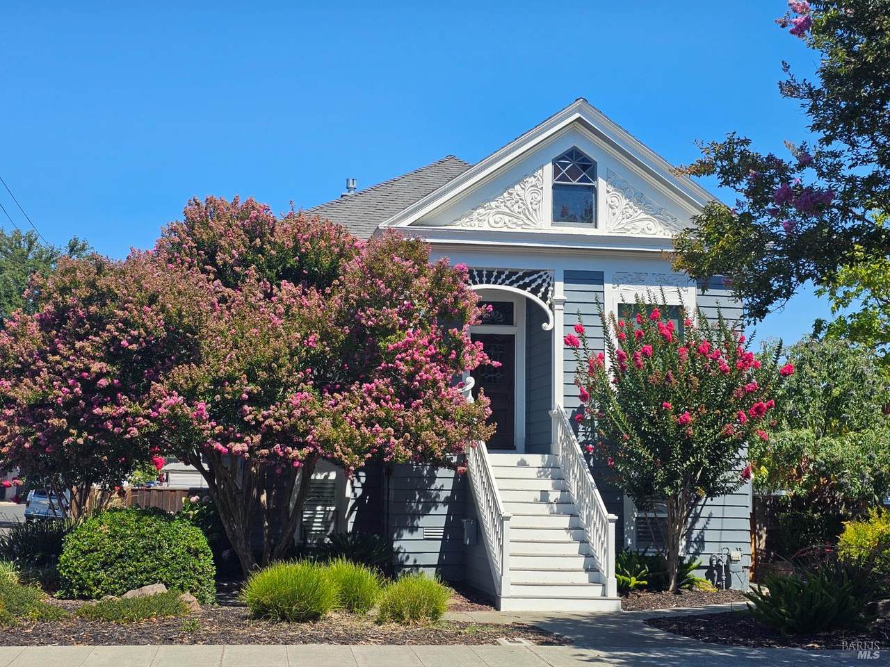 1542 Main Street - Photo 1