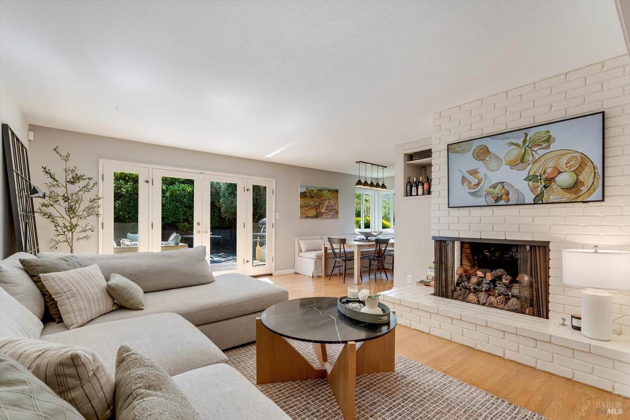 1291 Sylvaner Avenue - Photo 1