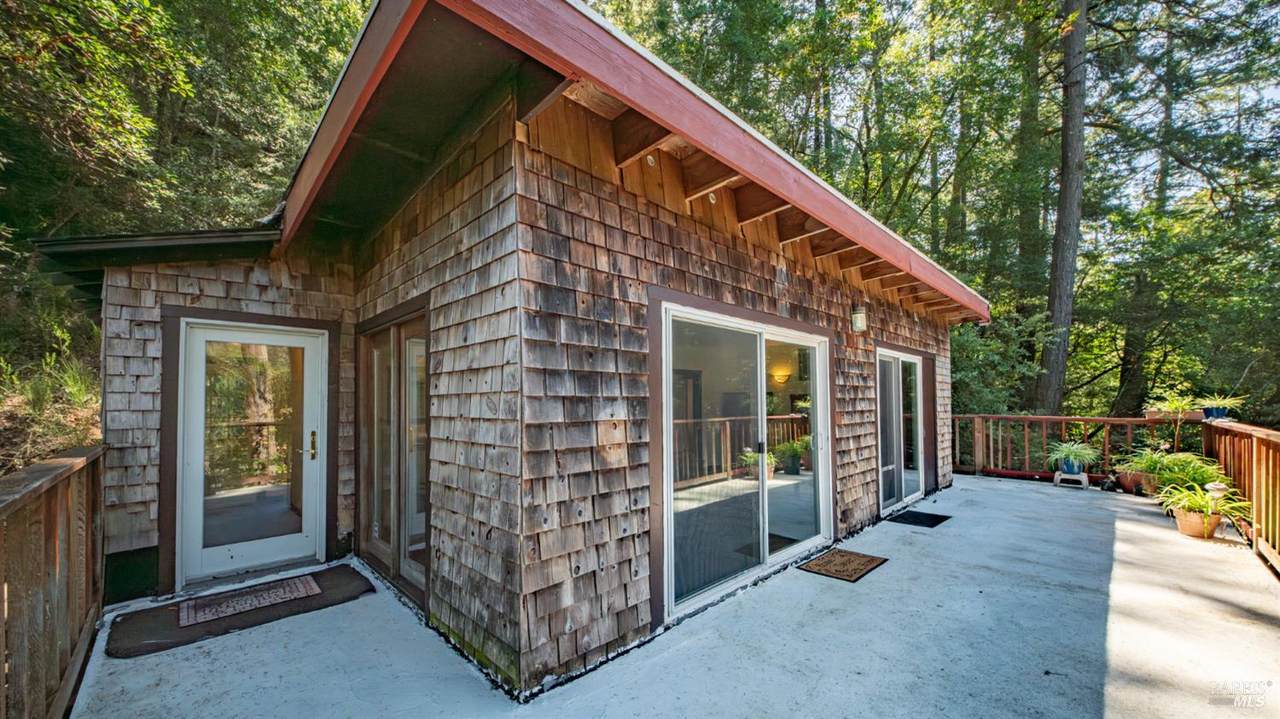 15 Mountain View Avenue - Photo 1