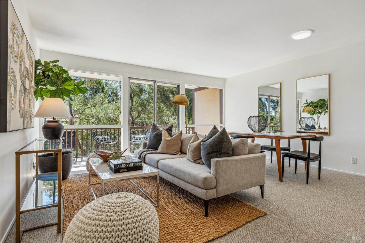 952 Lea Drive - Photo 1