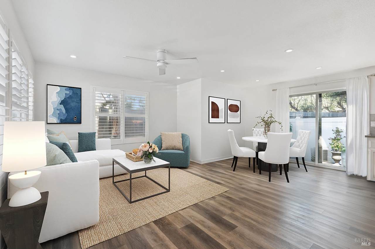 6 Burgundy Way - Photo 1