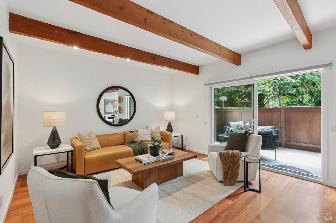 84 Madrone Avenue - Photo 1