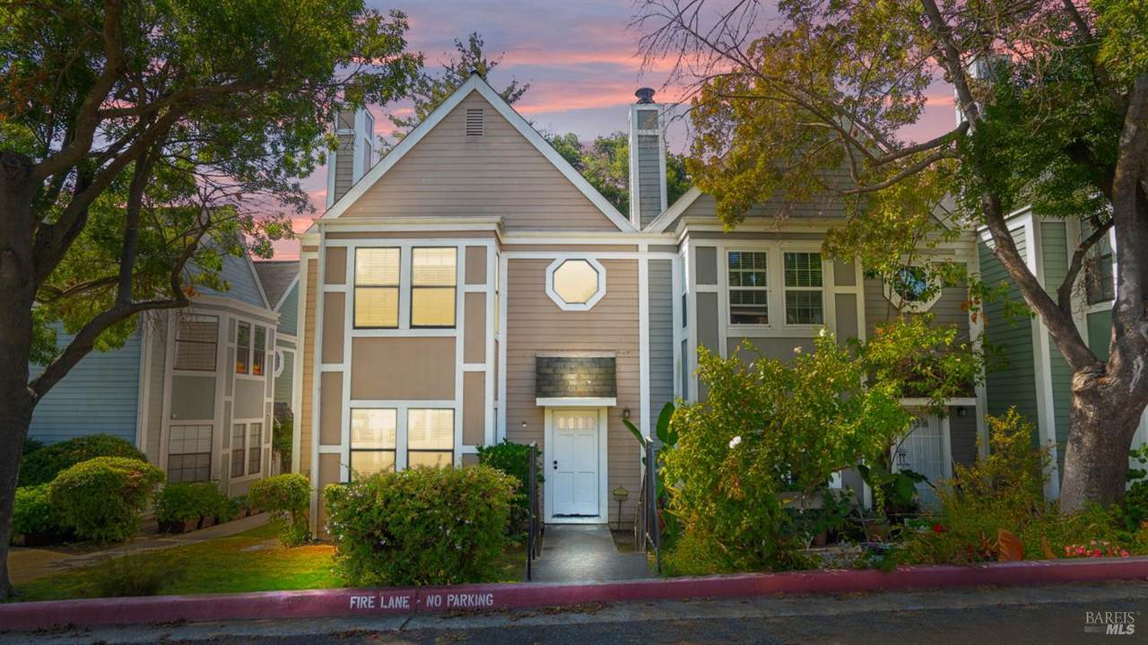 777 Military - Photo 1