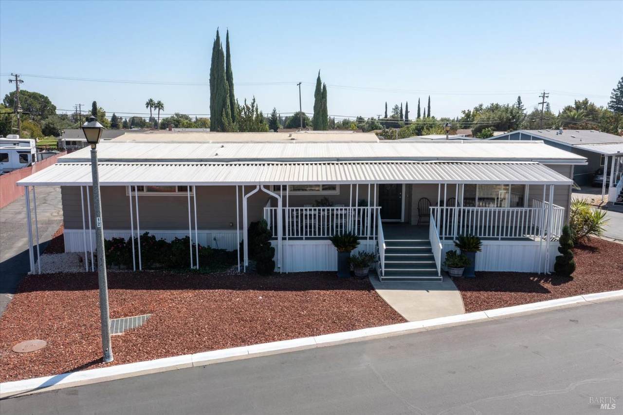 55 Lemon Tree Circle - Photo 1