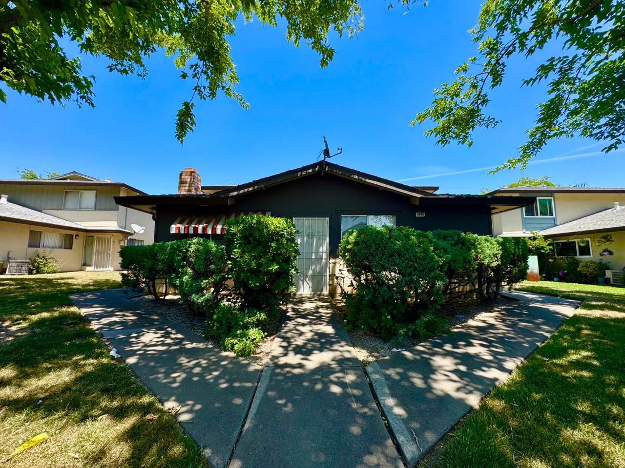 5972 Walerga Road - Photo 1