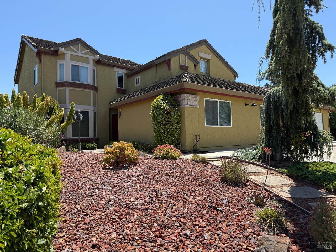 666 Belvedere Drive - Photo 1