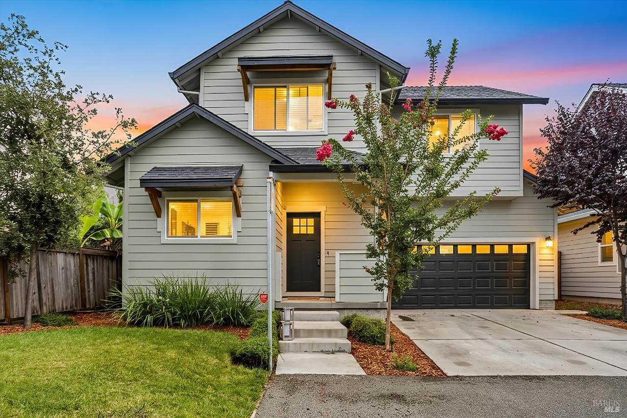 2213 Tapian Way - Photo 1