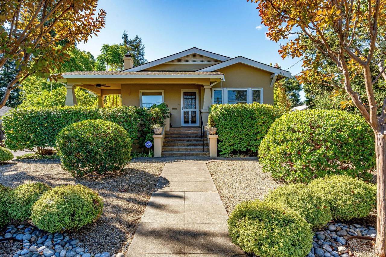 1709 Spring Mountain Road - Photo 1