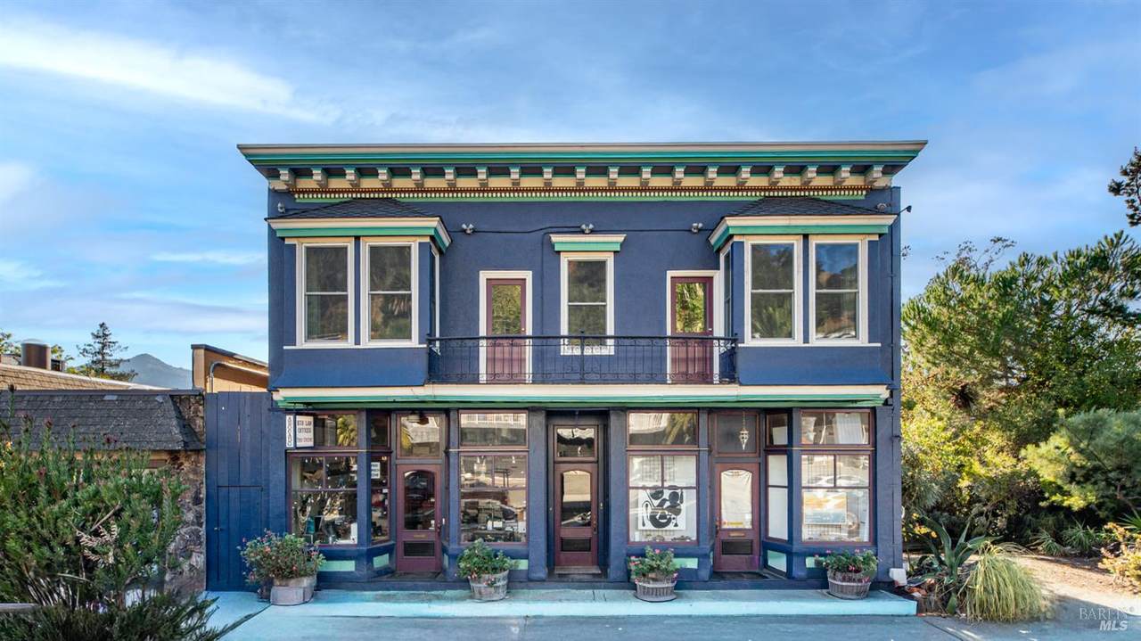 713 Sir Francis Drake Boulevard - Photo 1