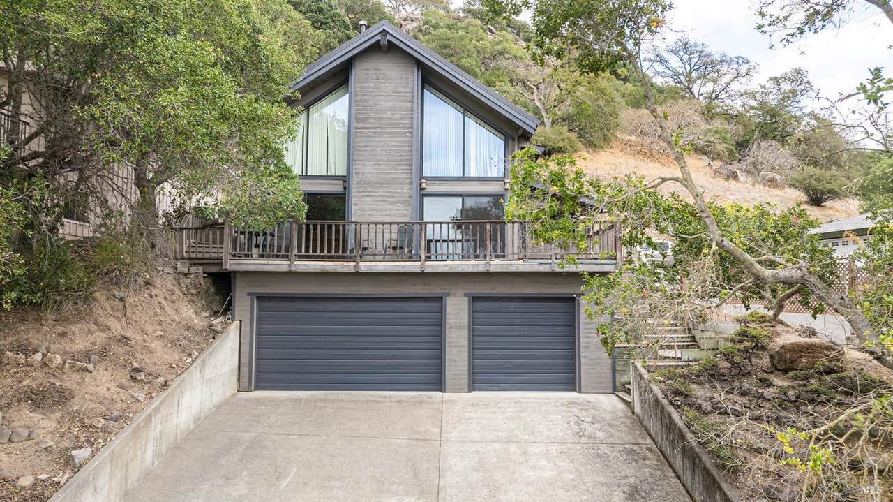 1450 Sproul Avenue - Photo 1