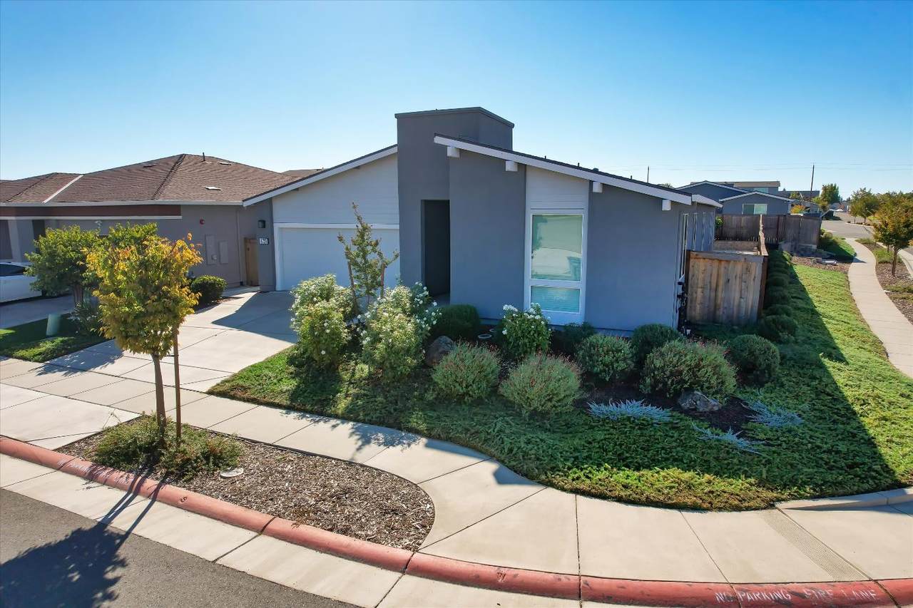 4729 Durum Way - Photo 1