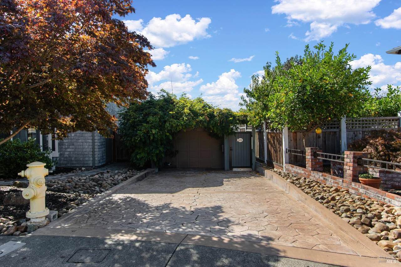 1372 Bonita Bahia Court - Photo 1