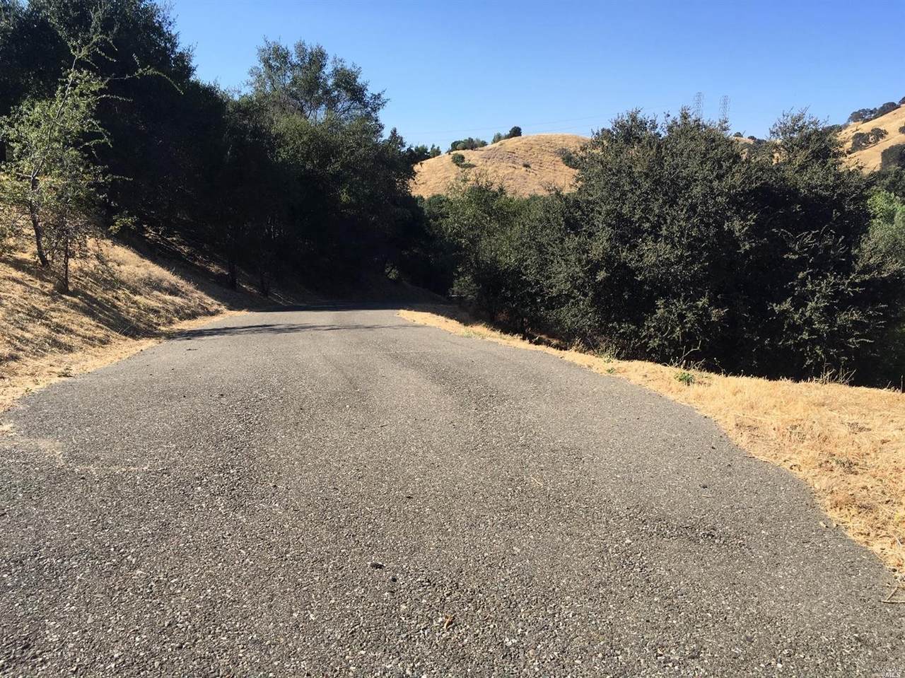 2024 Pinecrest Court - Photo 1