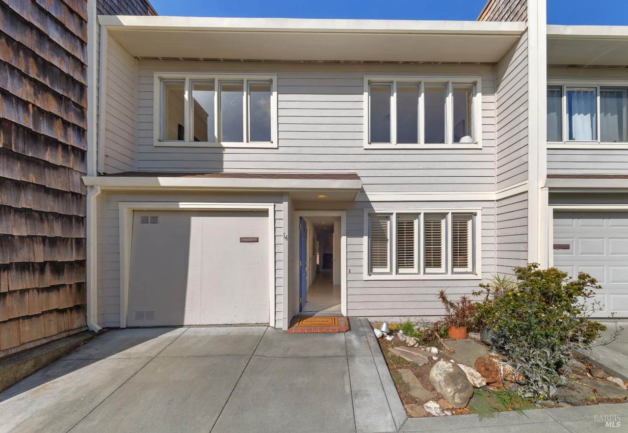 14 Mariner Green Drive - Photo 1