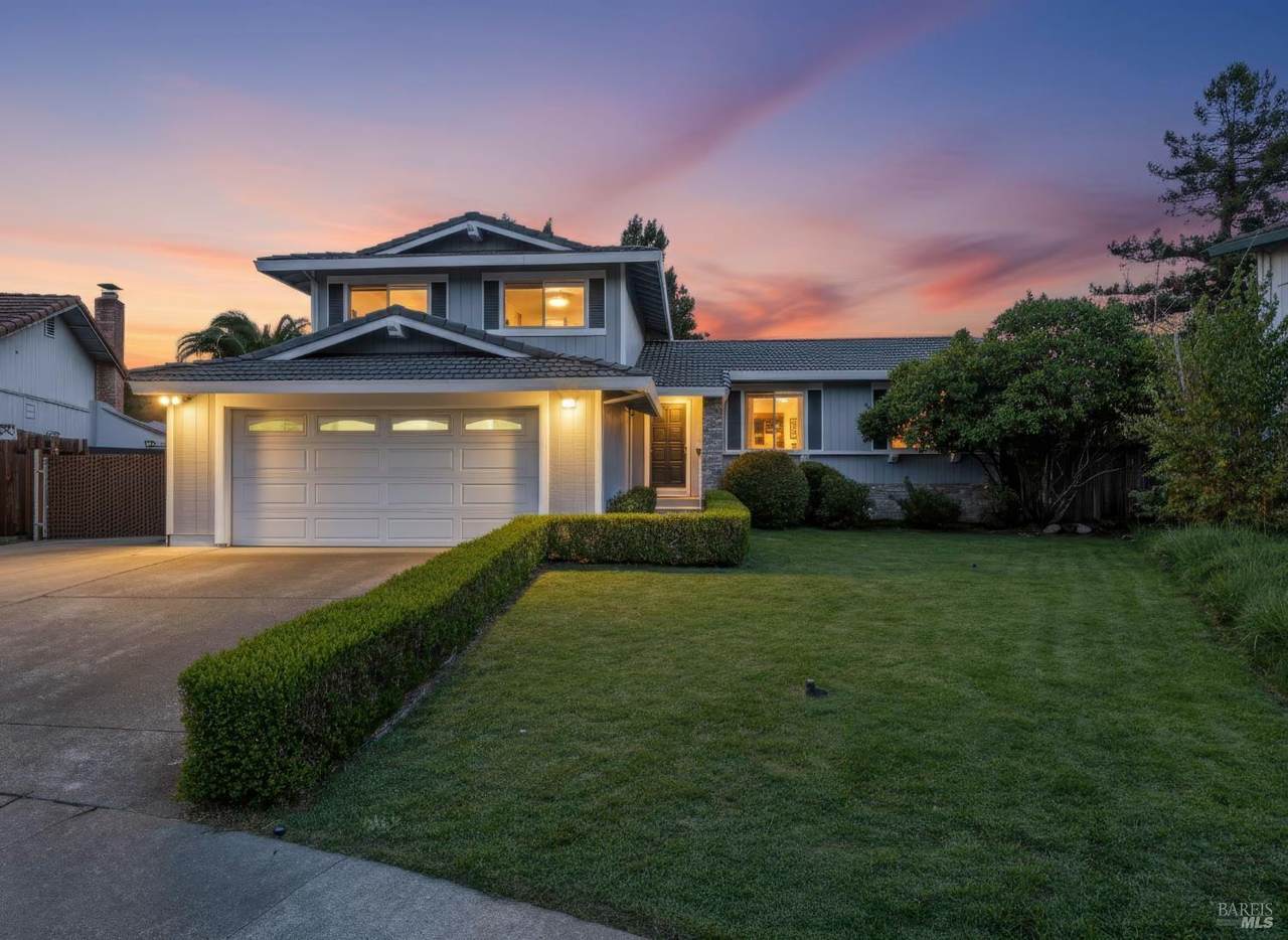 4406 Hedge Court - Photo 1