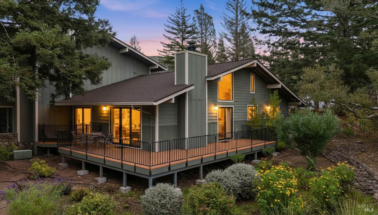 808 Augusta Circle - Photo 1