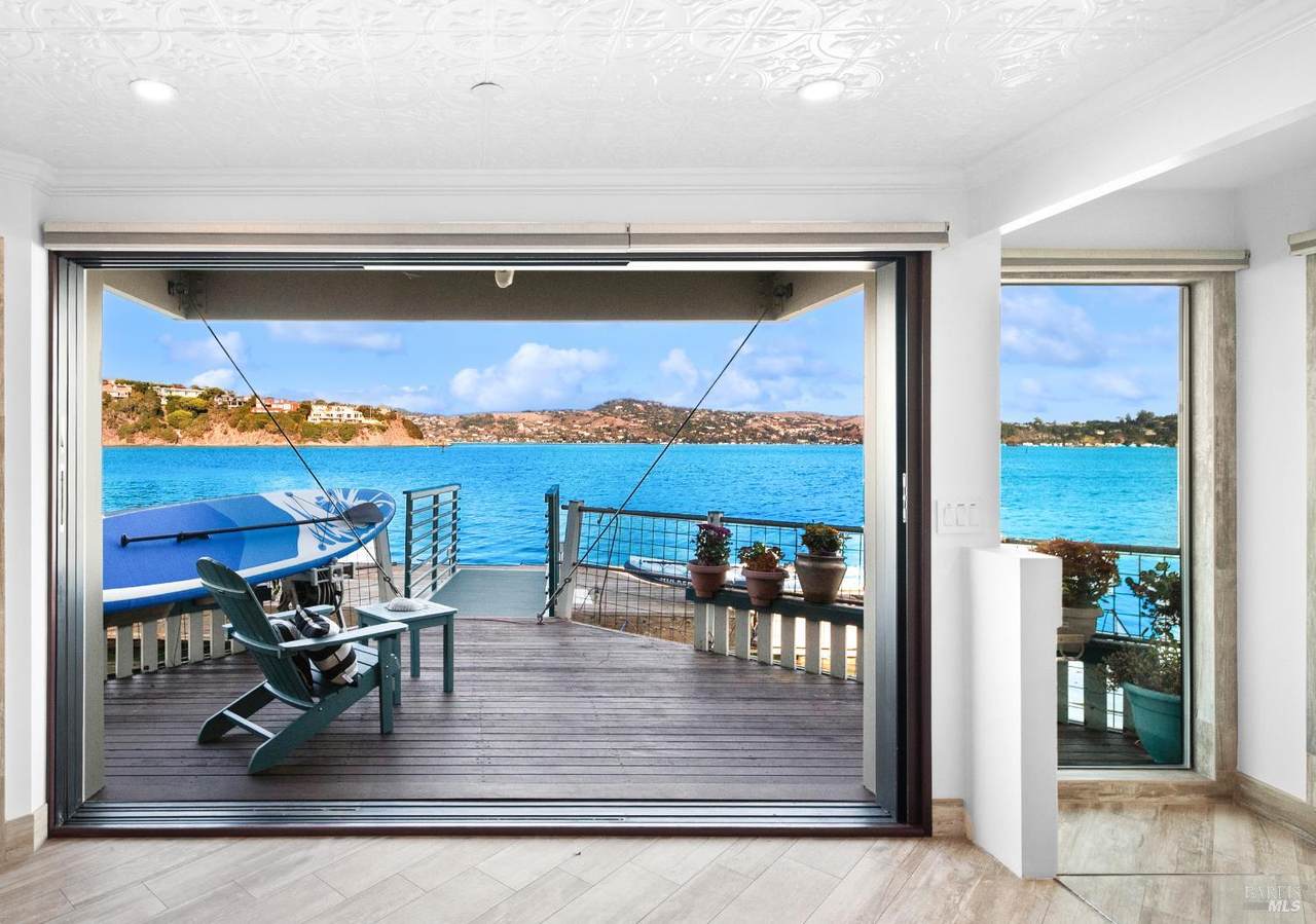 68 Issaquah Dock - Photo 1