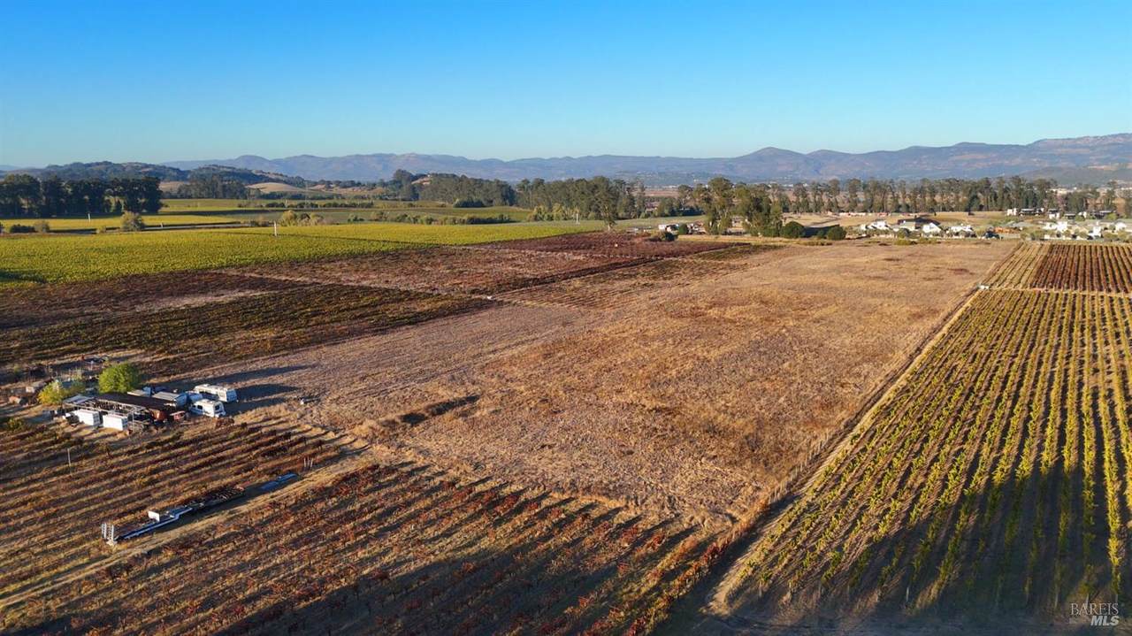 2110 Cuttings Wharf Road - Photo 1