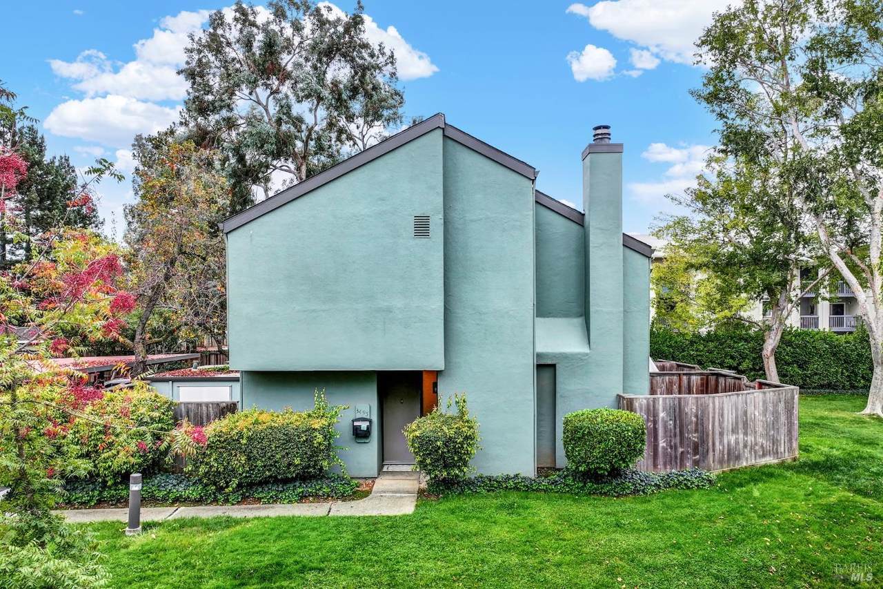 3495 Valle Verde Drive - Photo 1