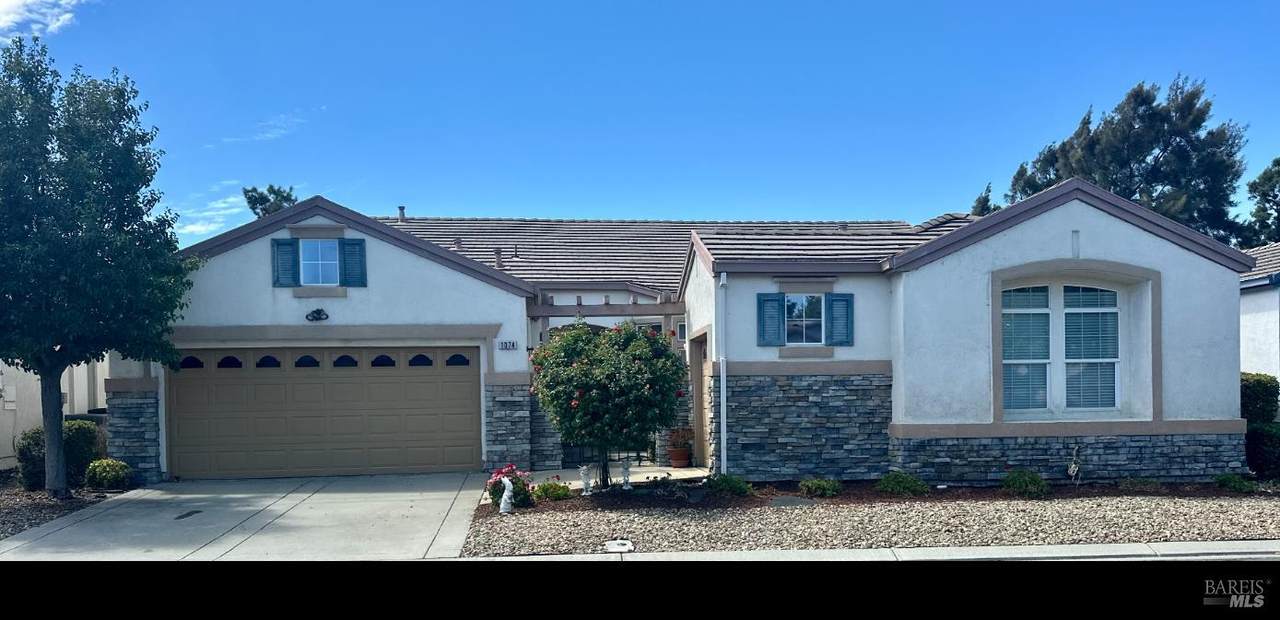 1074 Waterwood Drive - Photo 1