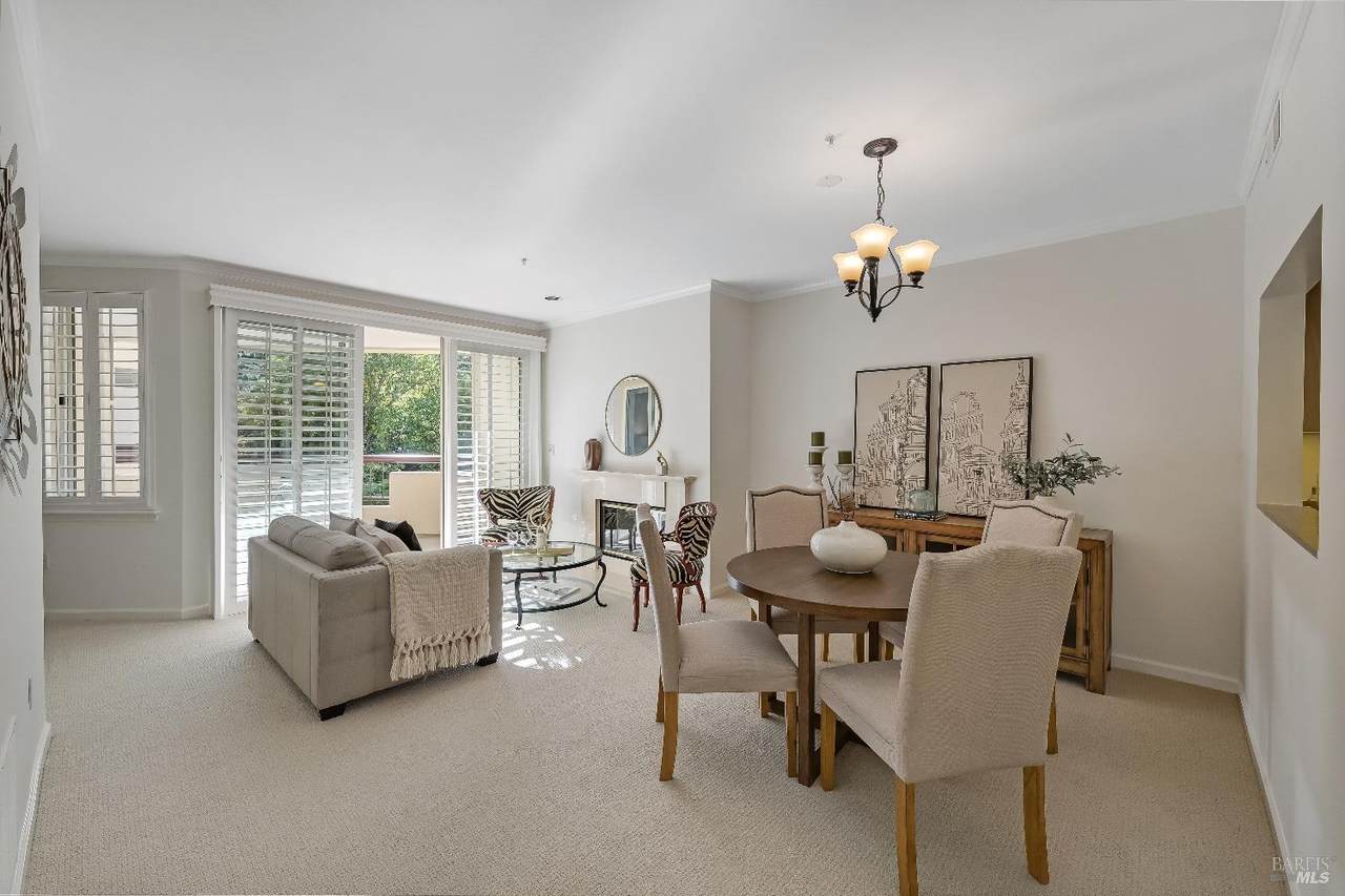 400 Deer Valley Road - Photo 1