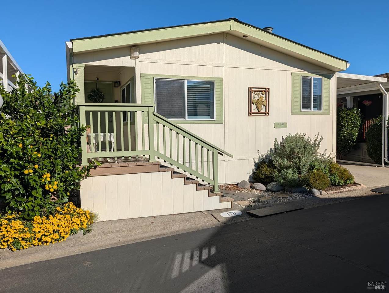 6468 Washington Street - Photo 1