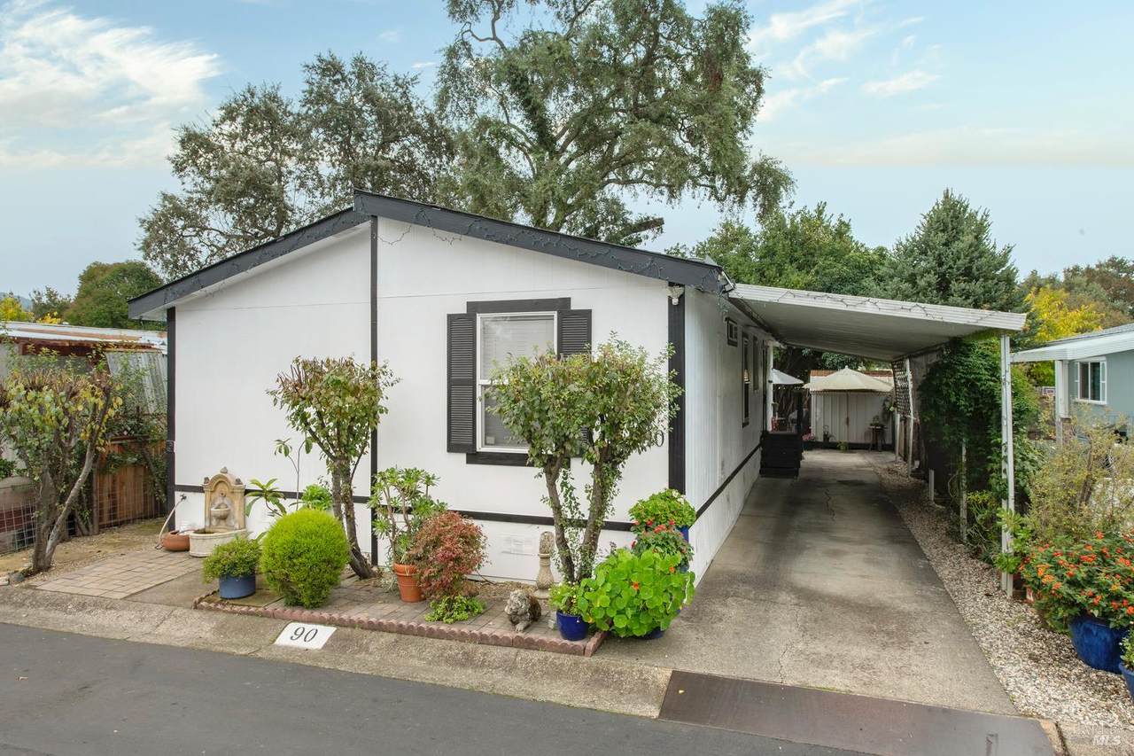 90 Vista Circle - Photo 1