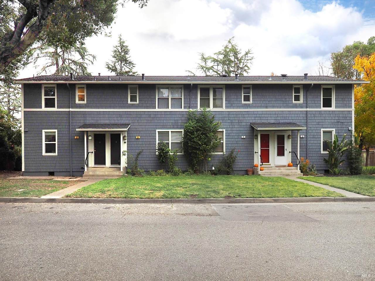 32 Lovejoy Way - Photo 1