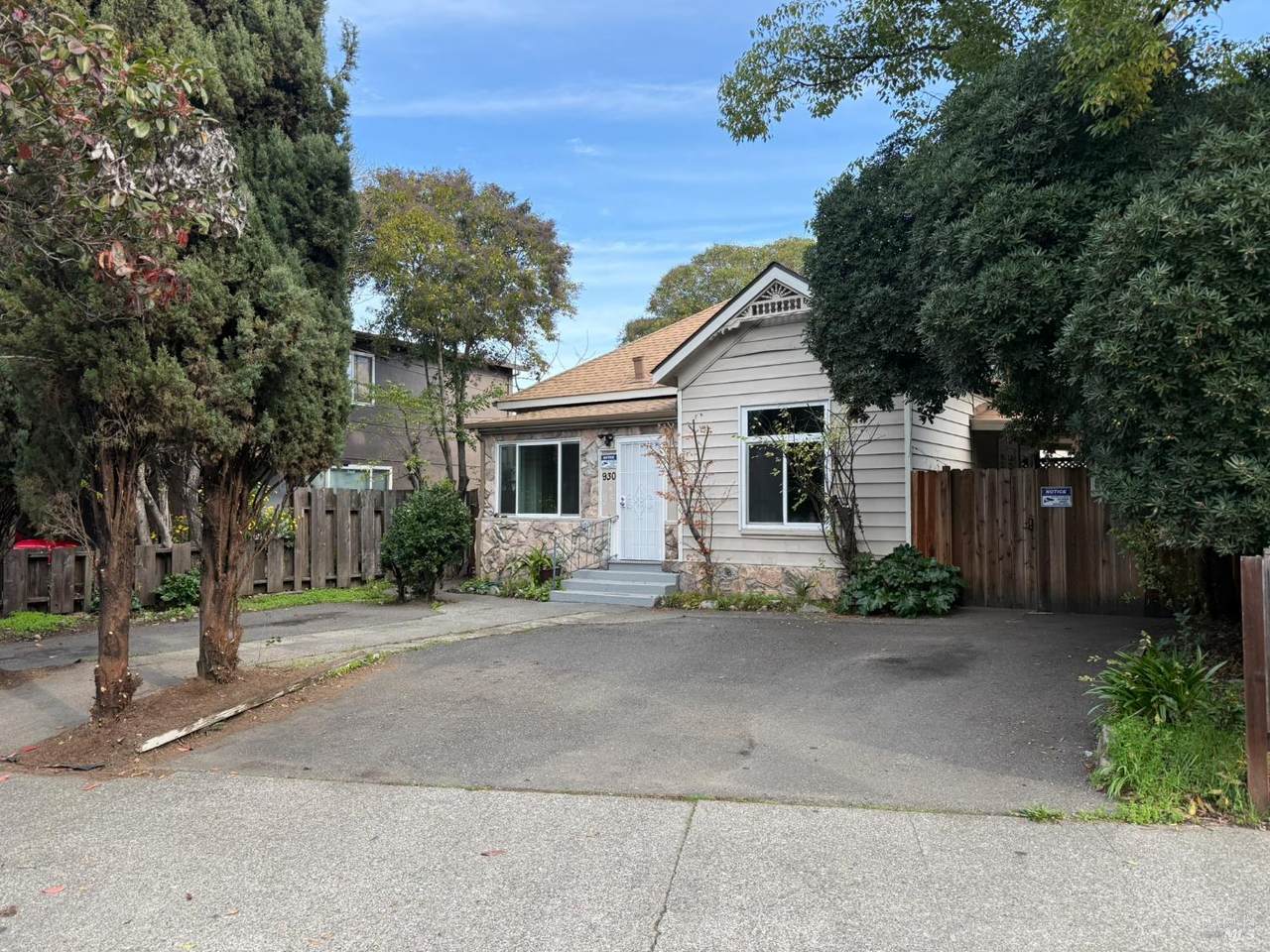 930 Morgan Street - Photo 1