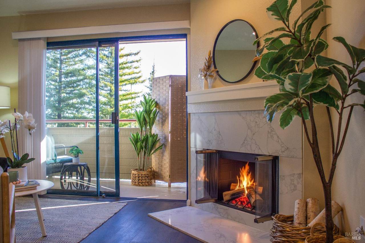 213 Mariner Way - Photo 1